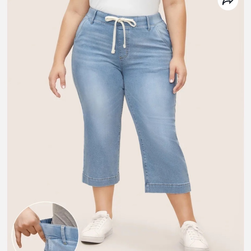 BloomChic Plus Size XL Light Blue Cropped Jeans with Drawstring us16